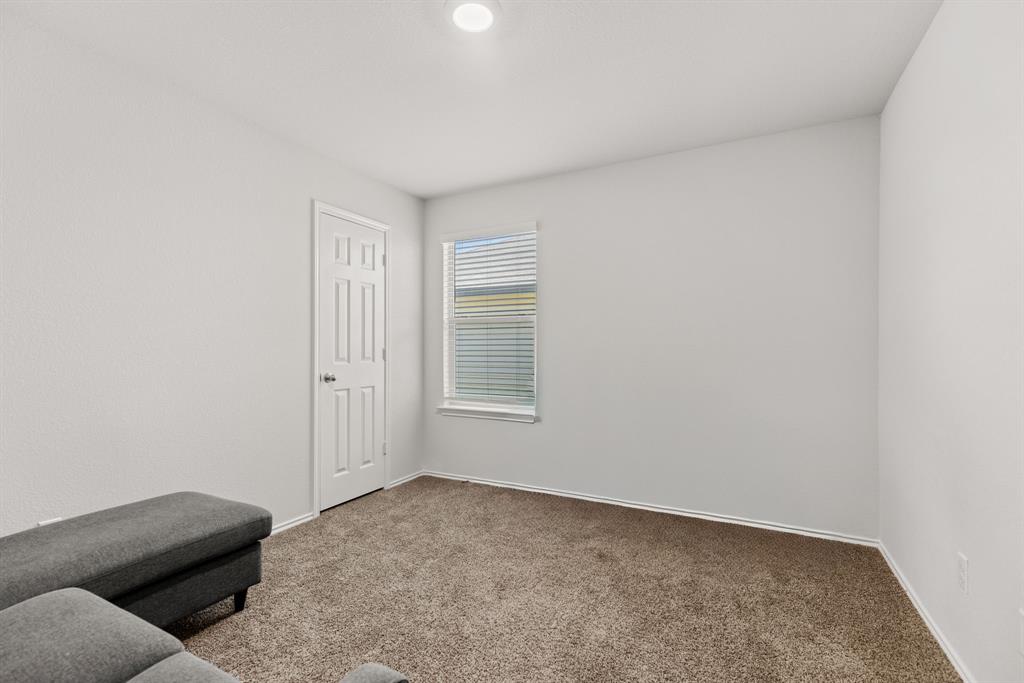 2506 Rollett Drive Property Photo 32