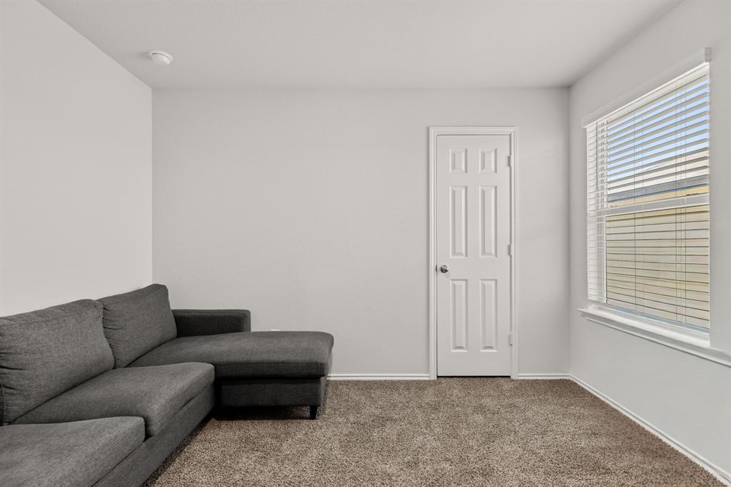 2506 Rollett Drive Property Photo 33