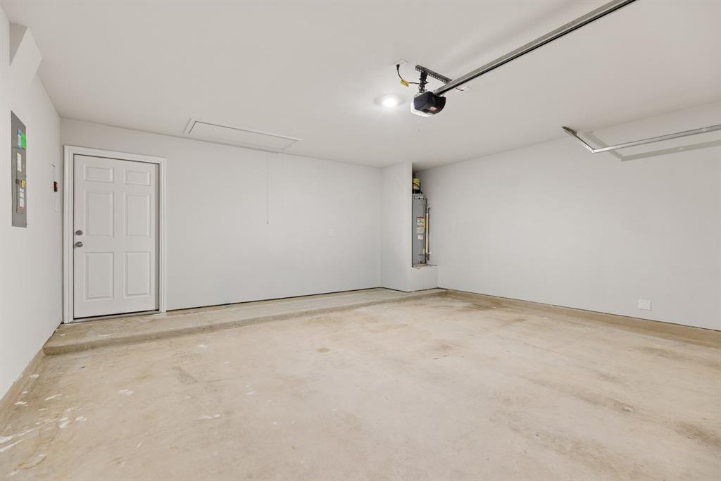 2506 Rollett Drive Property Photo 34