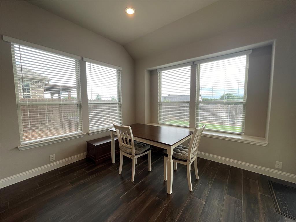 1142 Timber Ridge Drive Property Photo 8