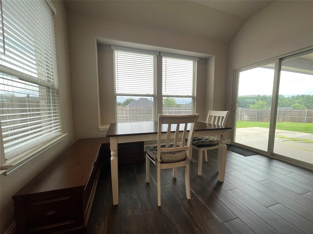 1142 Timber Ridge Drive Property Photo 9