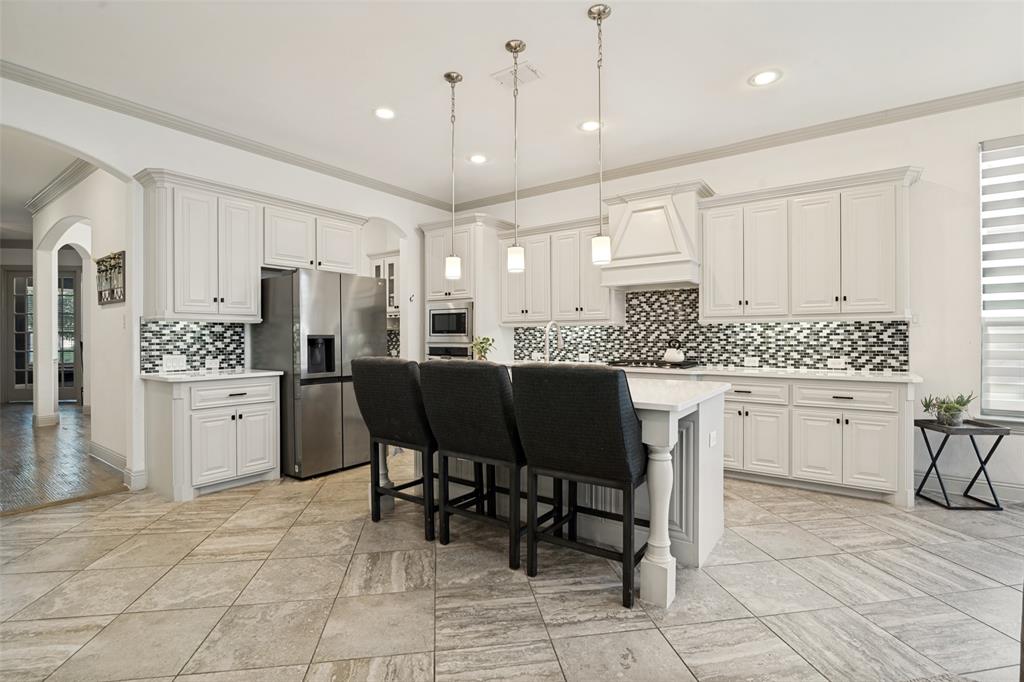 1001 Foxhall Drive Property Photo 10