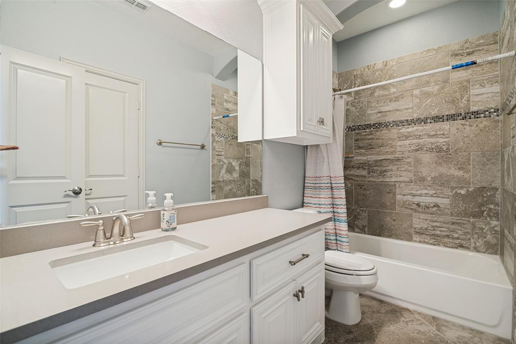 1001 Foxhall Drive Property Photo 32