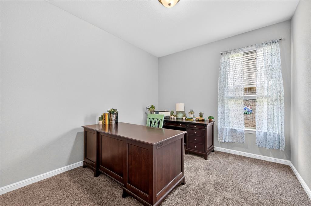 1328 Canary Lane Property Photo 10