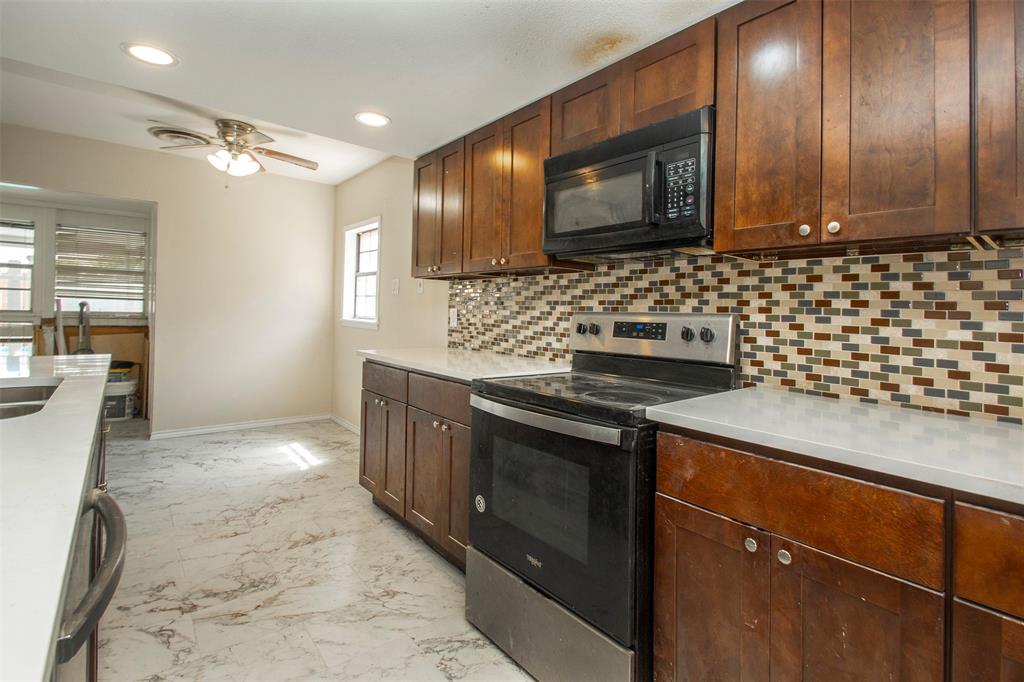 1808 Rainbow Drive Property Photo 2