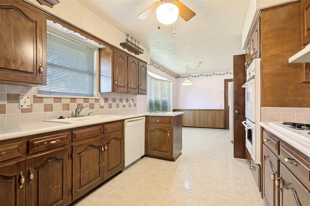 4091 Killion Drive Property Photo 7