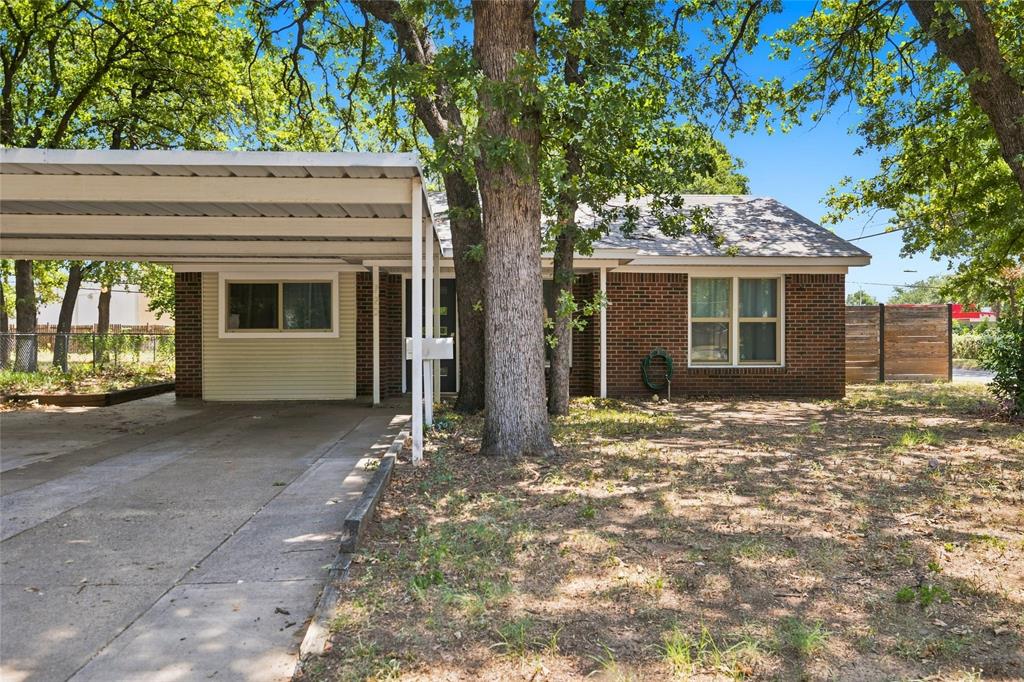 720 Thersa Drive Property Photo 1