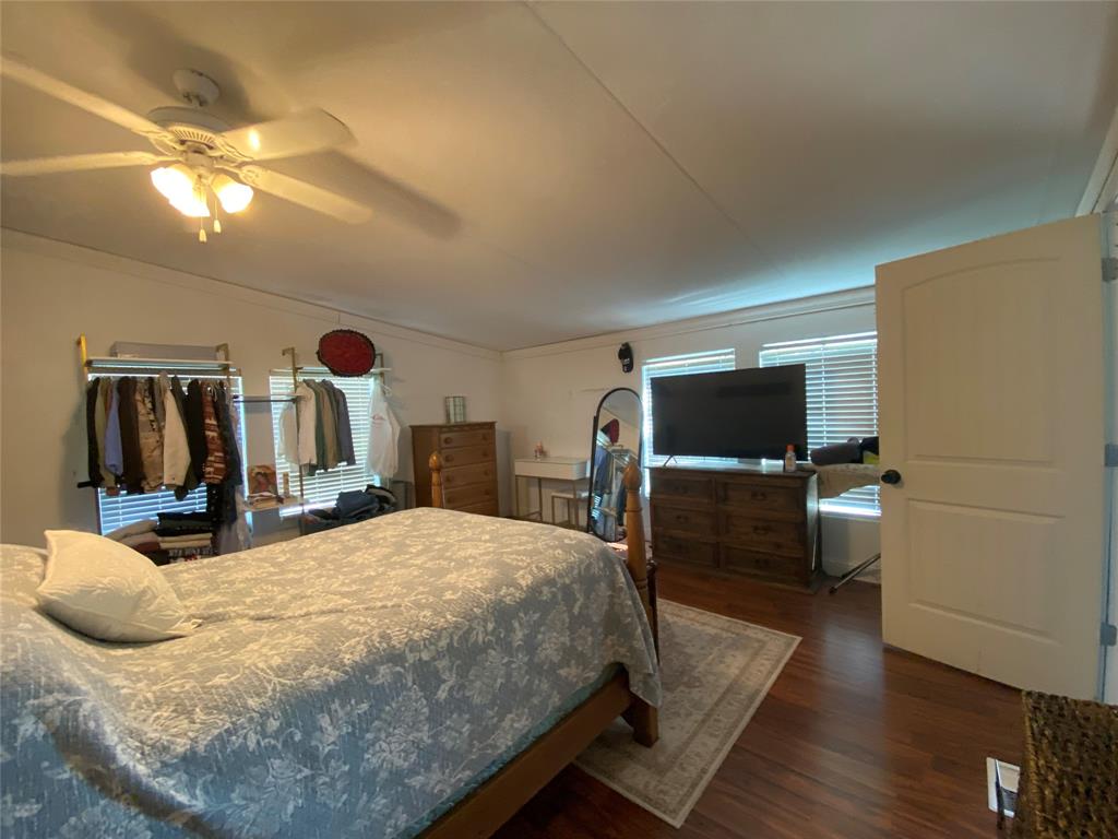 5504 County Road 2648 Property Photo 11