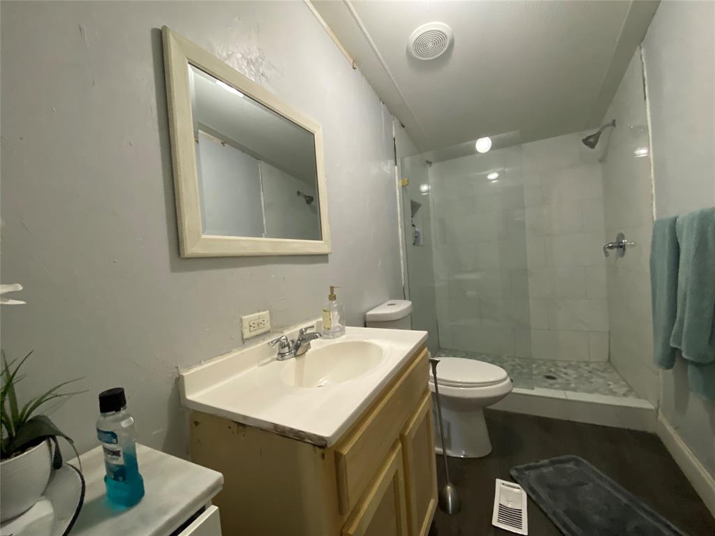 5504 County Road 2648 Property Photo 22