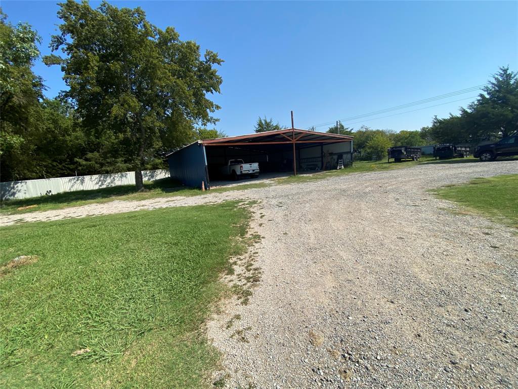 5504 County Road 2648 Property Photo 25