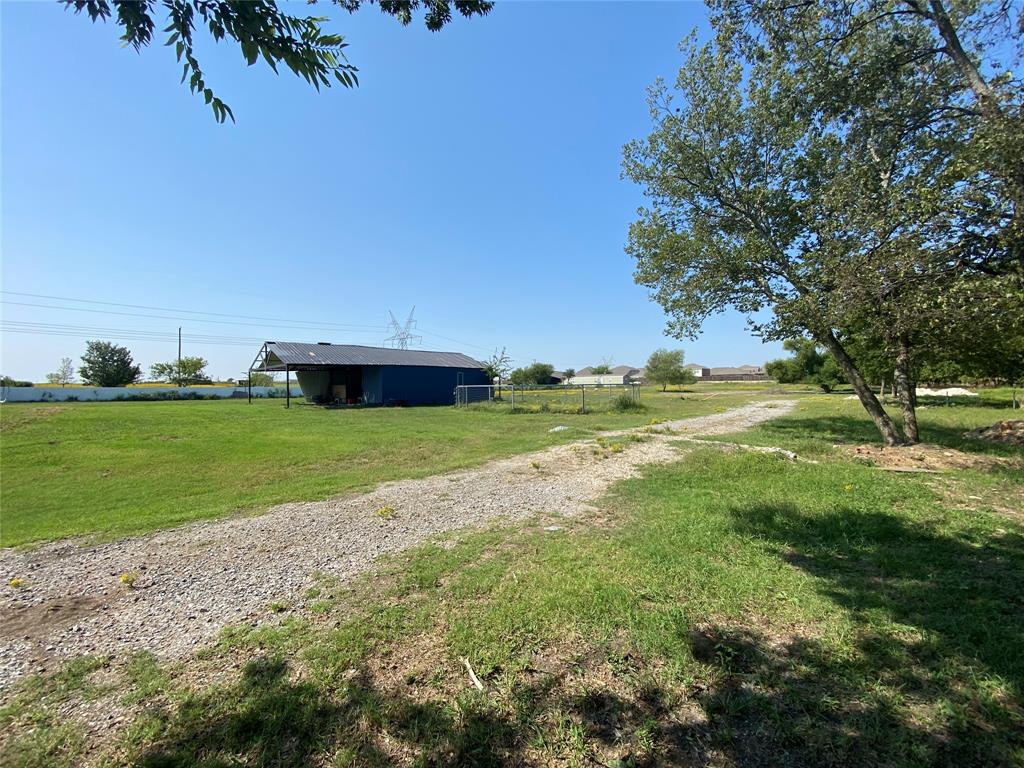 5504 County Road 2648 Property Photo 28