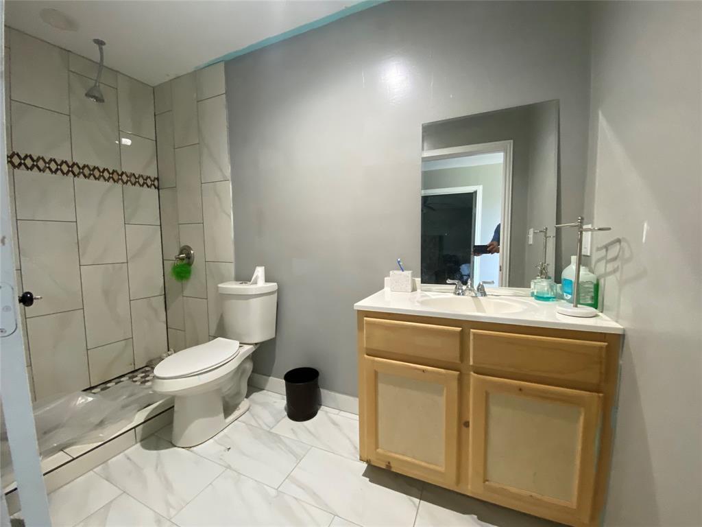5504 County Road 2648 Property Photo 36