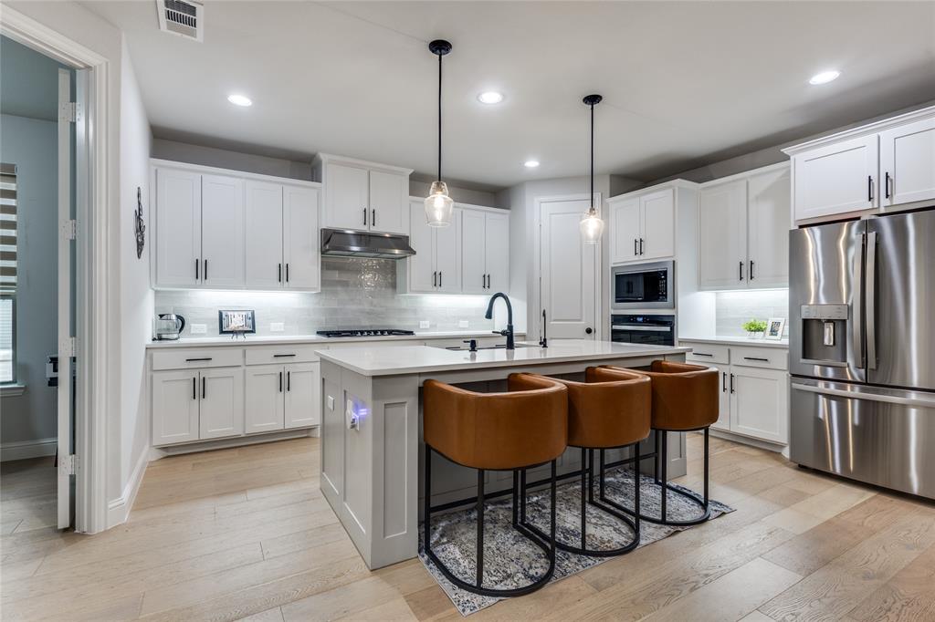 8325 Mint Mews Property Photo 8