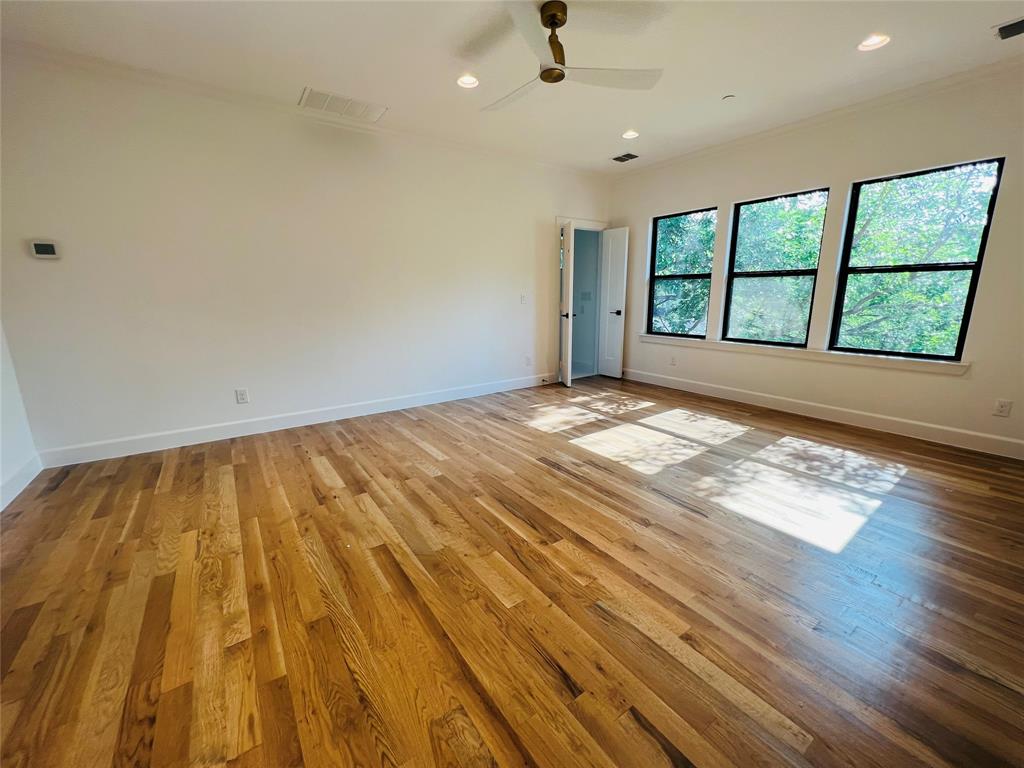 4423 Emerson Avenue Property Photo 7