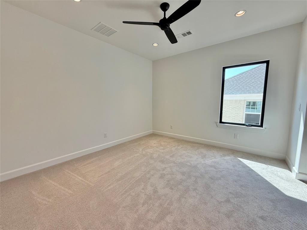 4423 Emerson Avenue Property Photo 15