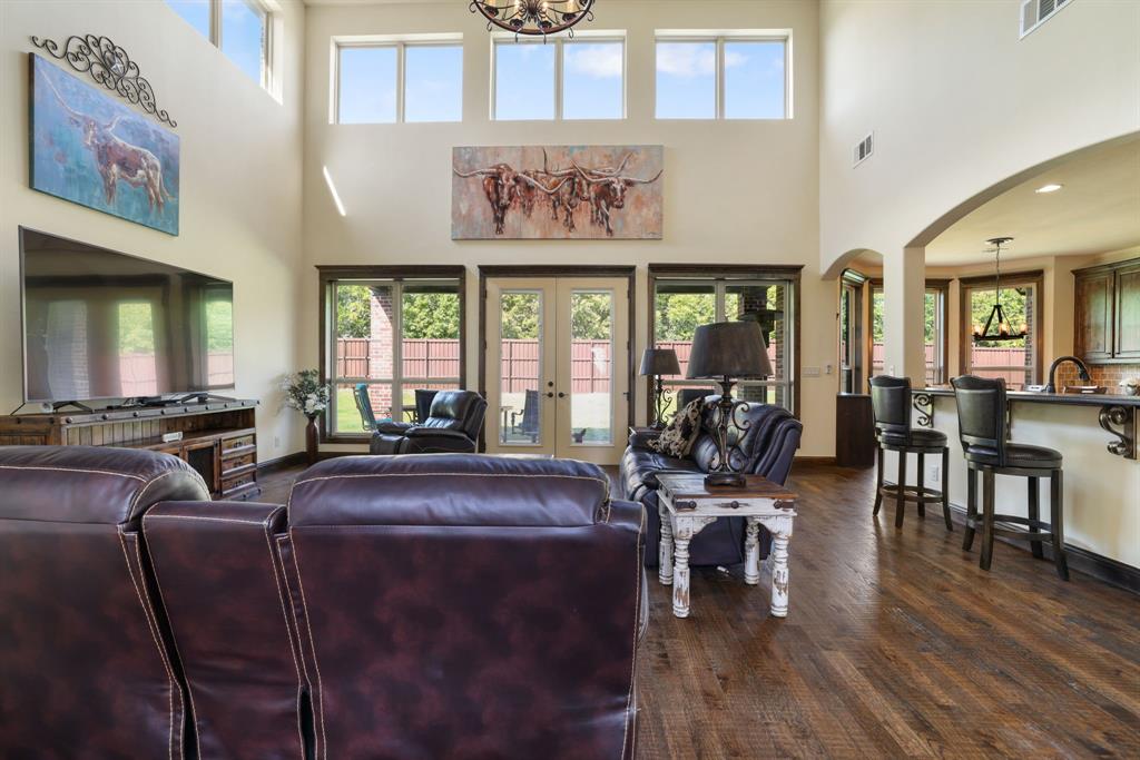 204 Tate Circle Property Photo 8
