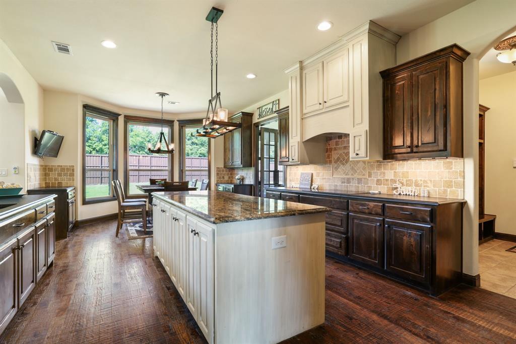 204 Tate Circle Property Photo 11