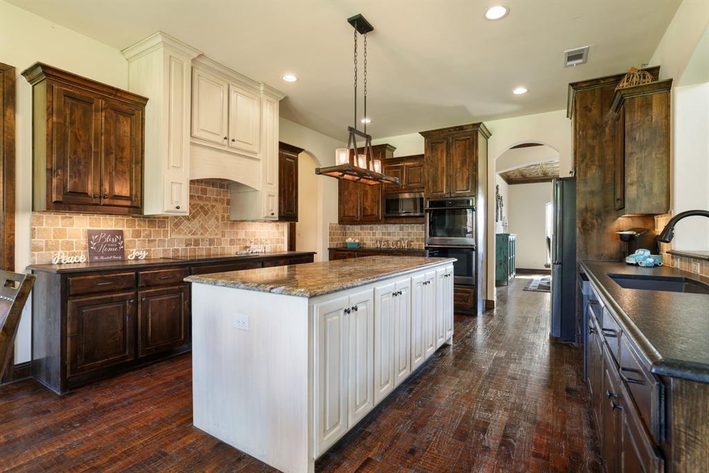 204 Tate Circle Property Photo 13