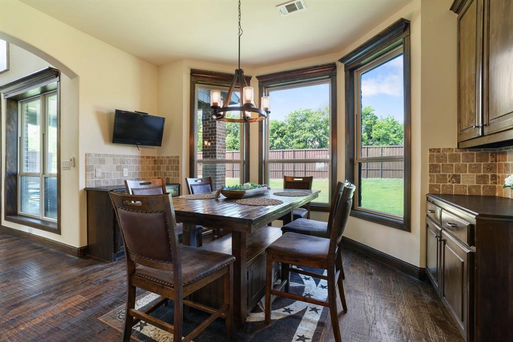 204 Tate Circle Property Photo 14