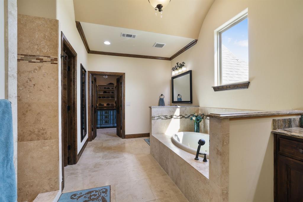 204 Tate Circle Property Photo 23