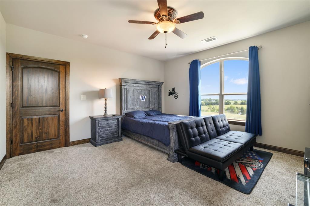 204 Tate Circle Property Photo 28