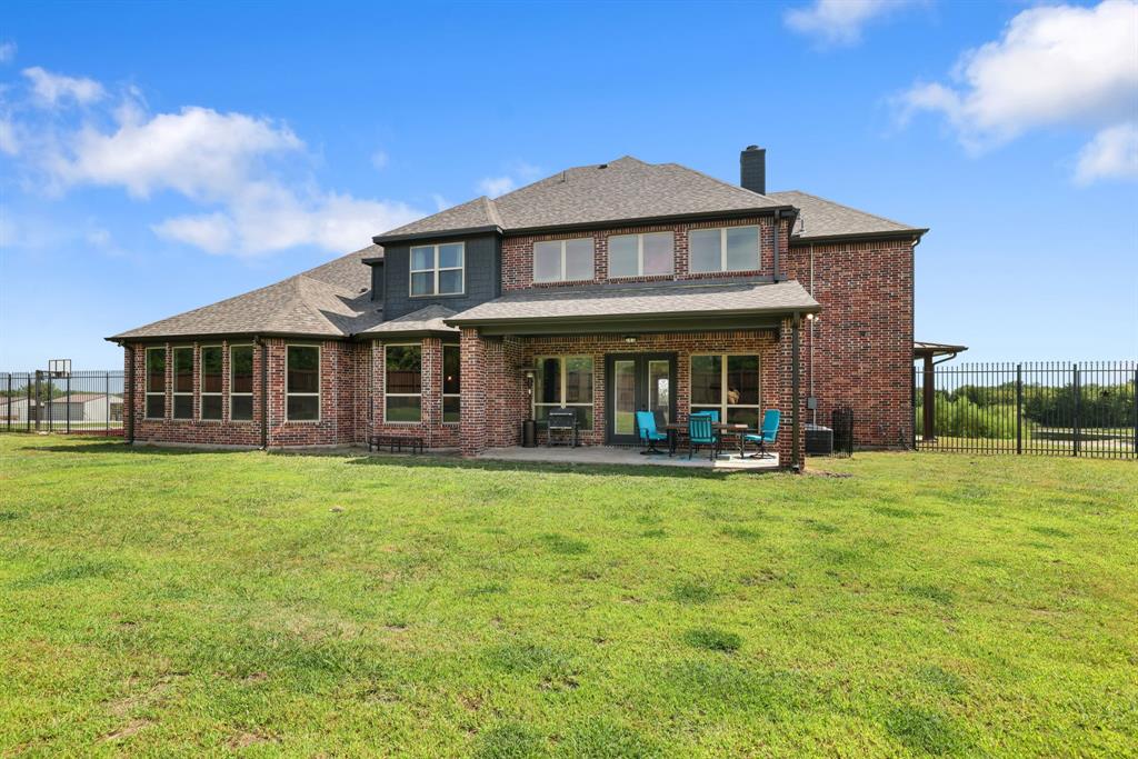 204 Tate Circle Property Photo 30