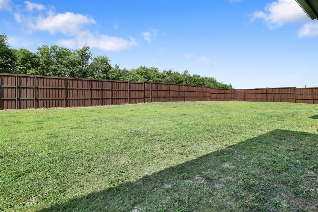 204 Tate Circle Property Photo 32