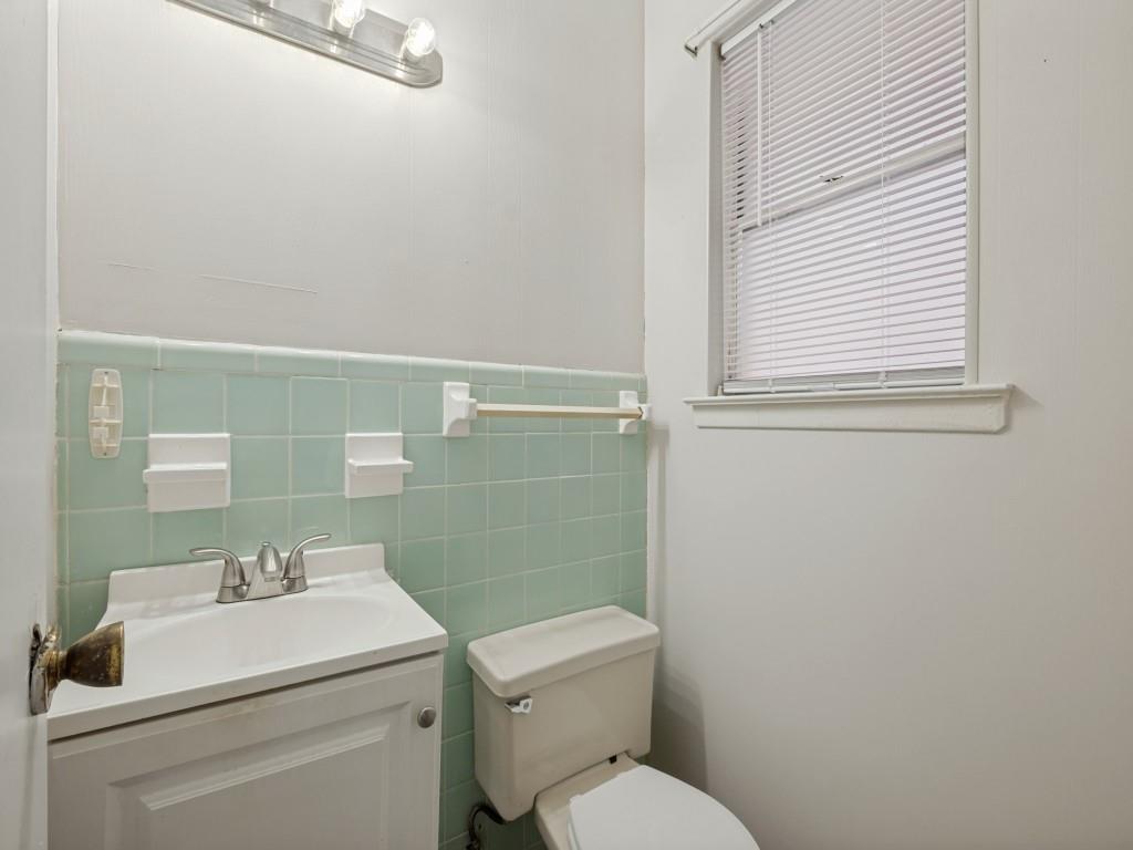 3717 Sidney Drive Property Photo 8