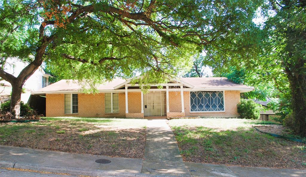 3530 Kiestcrest Drive Property Photo 2