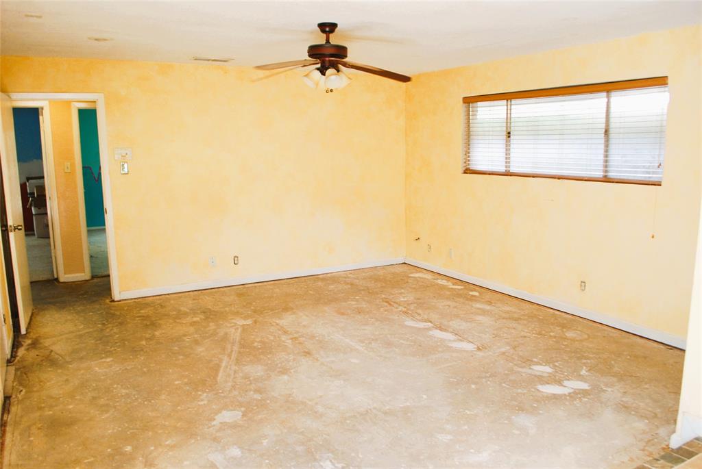 3530 Kiestcrest Drive Property Photo 7