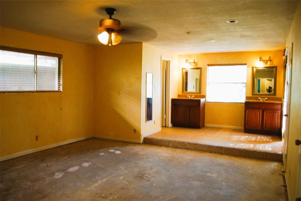 3530 Kiestcrest Drive Property Photo 8