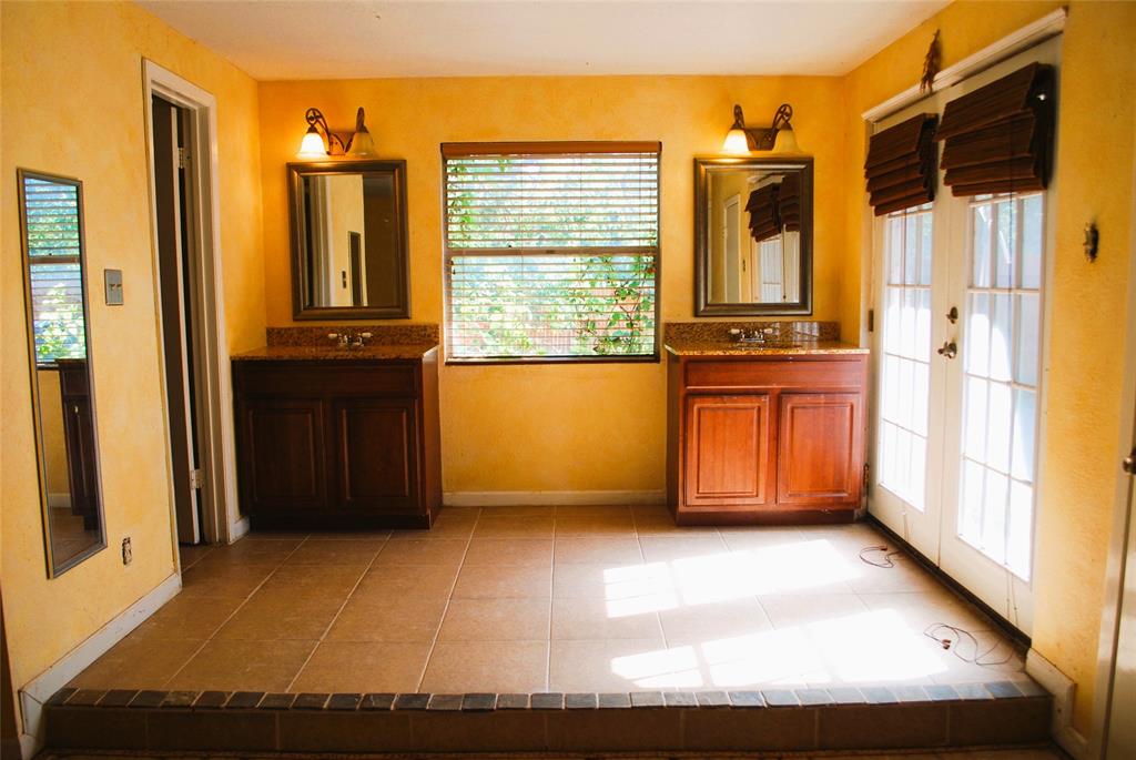 3530 Kiestcrest Drive Property Photo 9