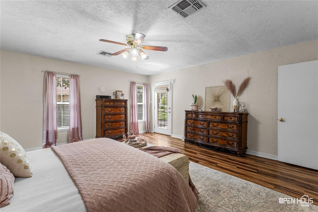 3316 Kessler Boulevard Property Photo 16