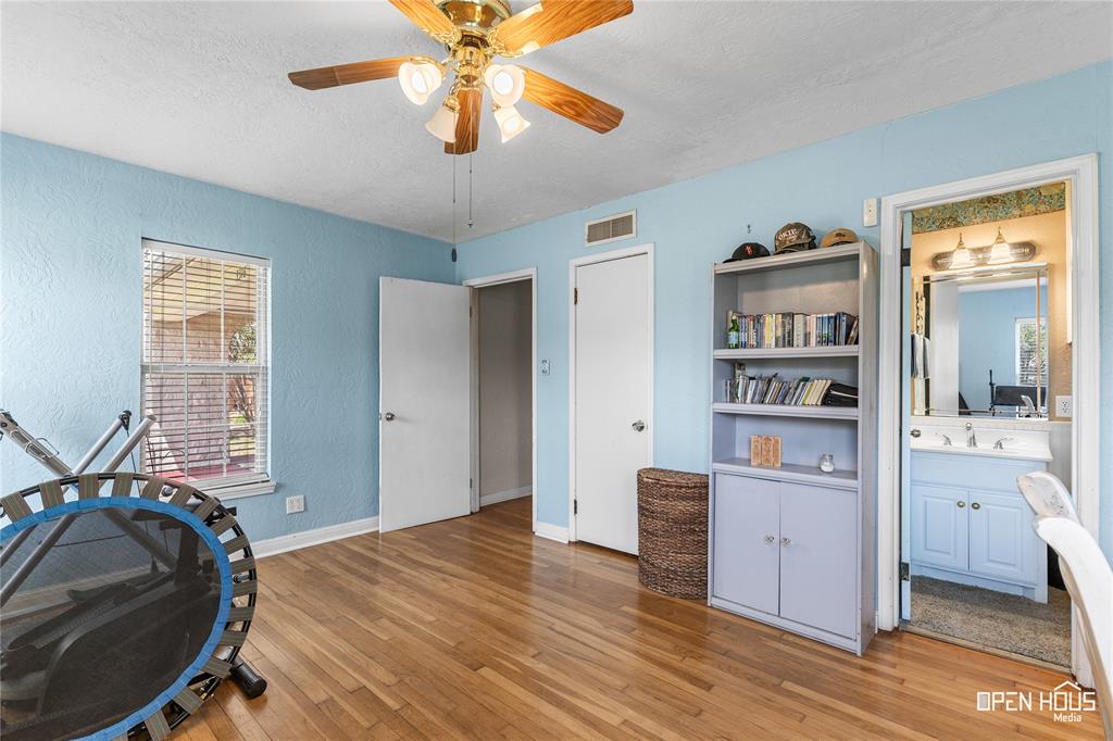 3316 Kessler Boulevard Property Photo 21