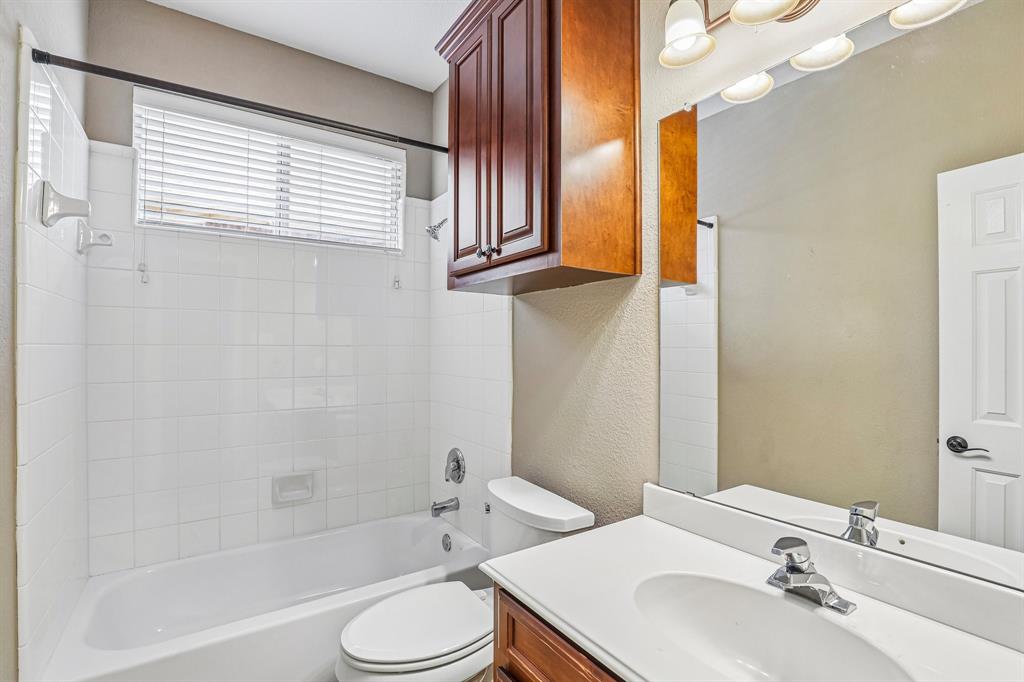 11384 Eaglebend Lane Property Photo 23