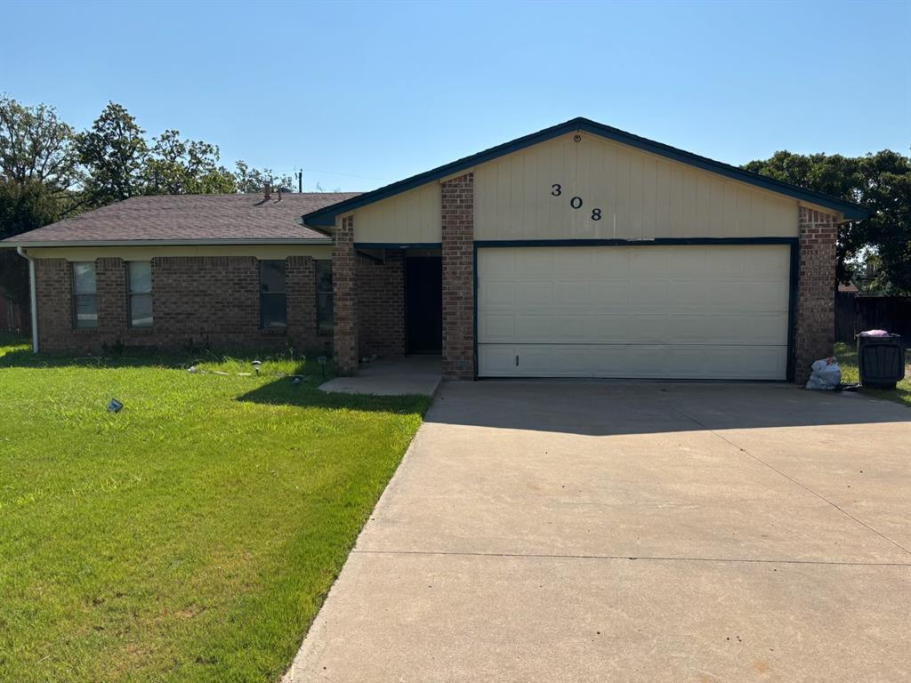 308 Hickorywood Street Property Photo 1