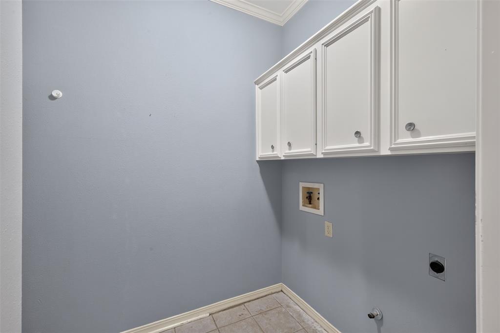 138 Downing Court Property Photo 28