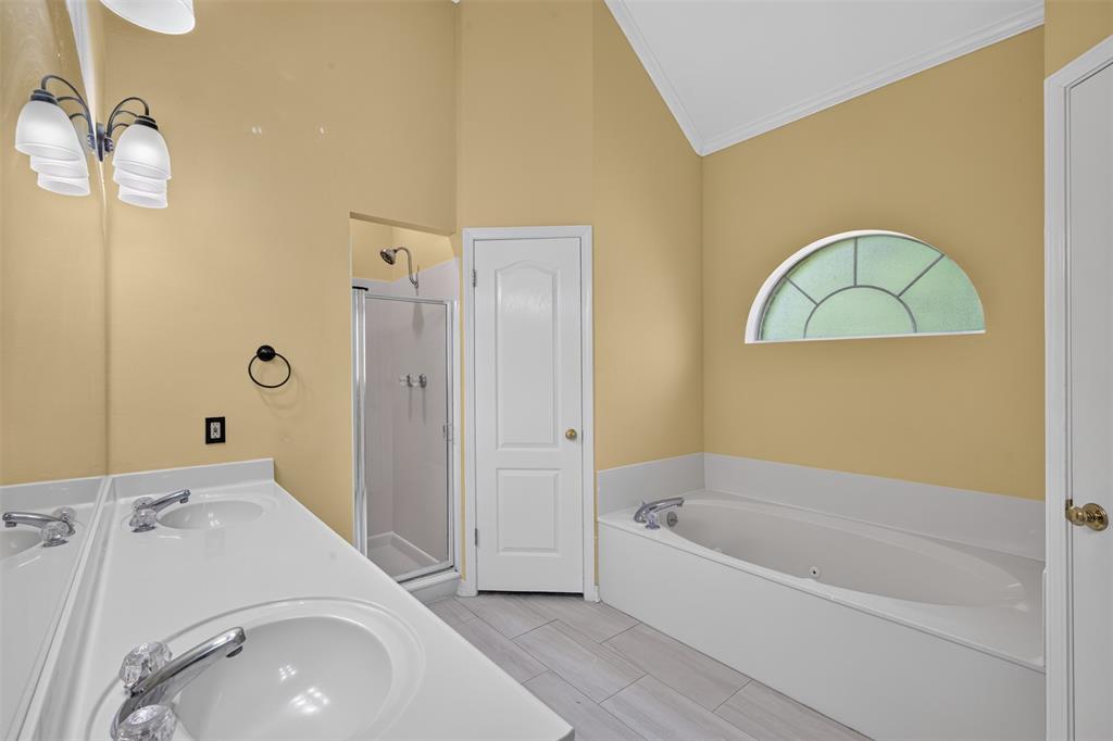 138 Downing Court Property Photo 31