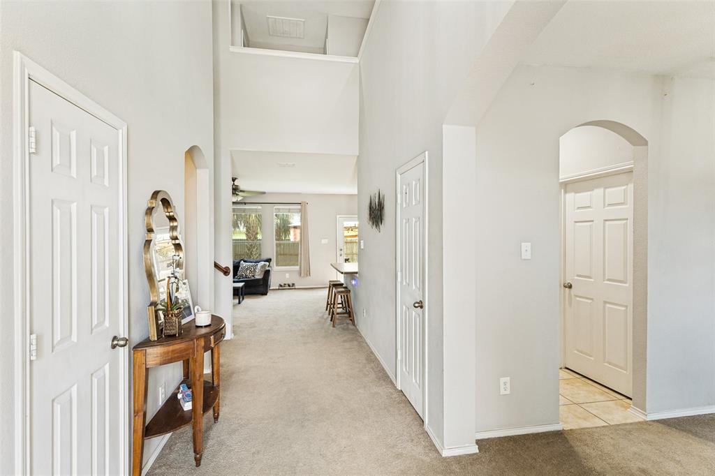 5712 Mountain Stream Trail Property Photo 4