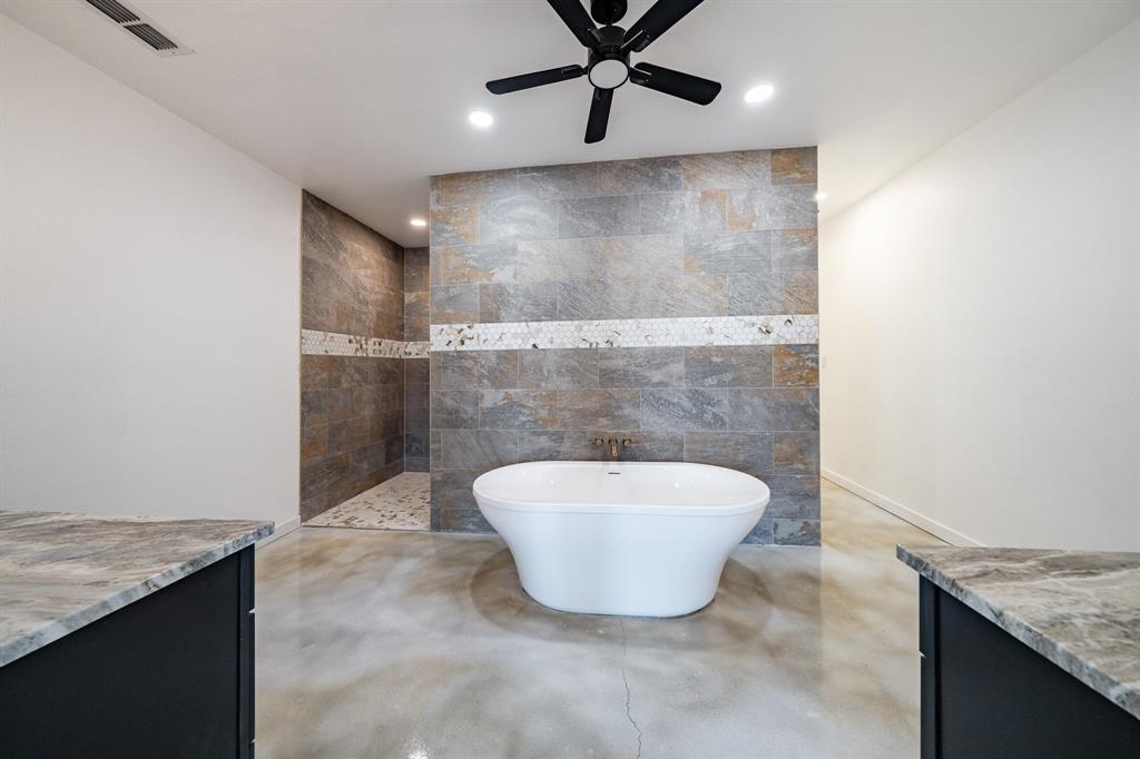 12274 Pr 319 Property Photo 14