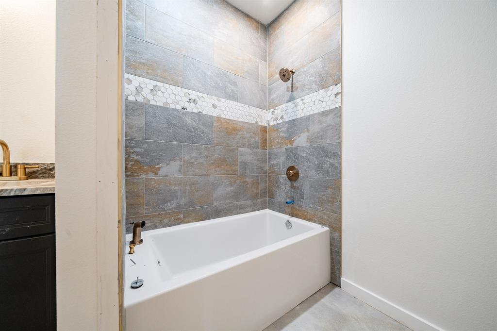 12274 Pr 319 Property Photo 25