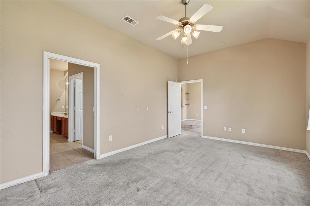 2833 Mott Street Property Photo 13