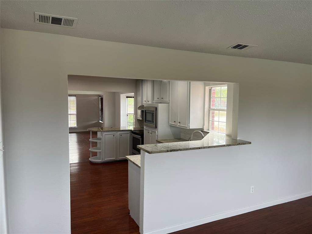 1333 E Exchange Parkway Property Photo 8