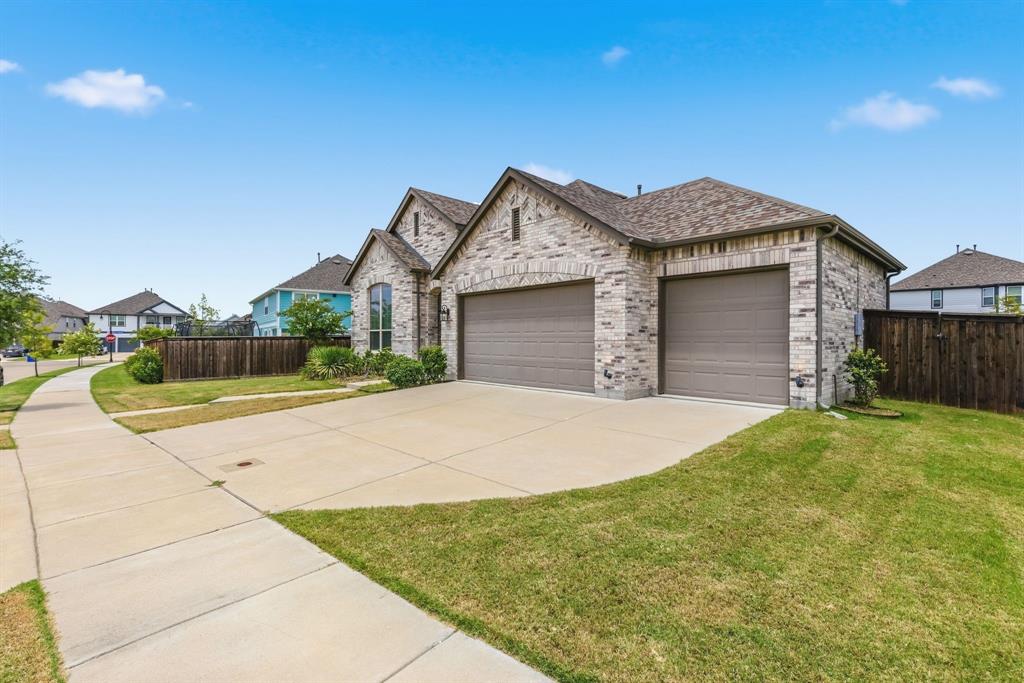 3226 Buffalo Creek Circle Property Photo 3