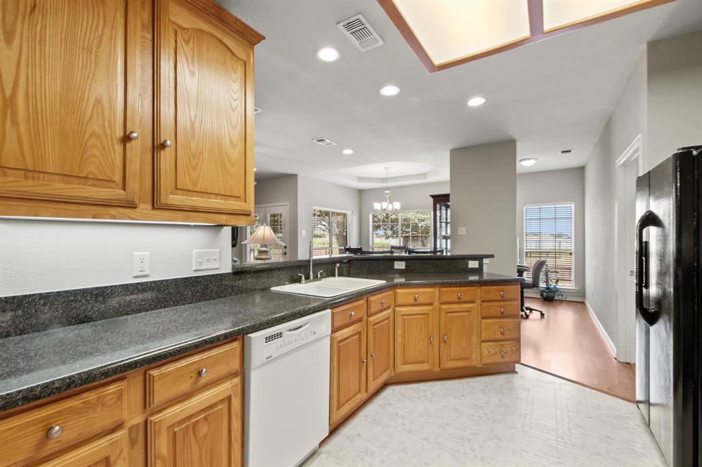1237 Beachview Property Photo 13