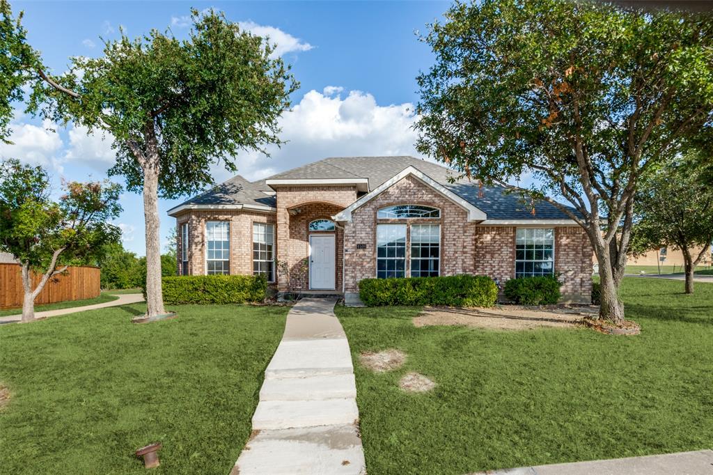 4500 Saddlebrook Drive Property Photo 1