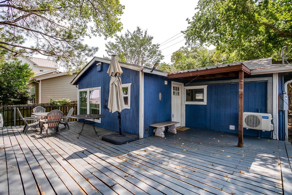 1130 W Lake Drive Property Photo 5
