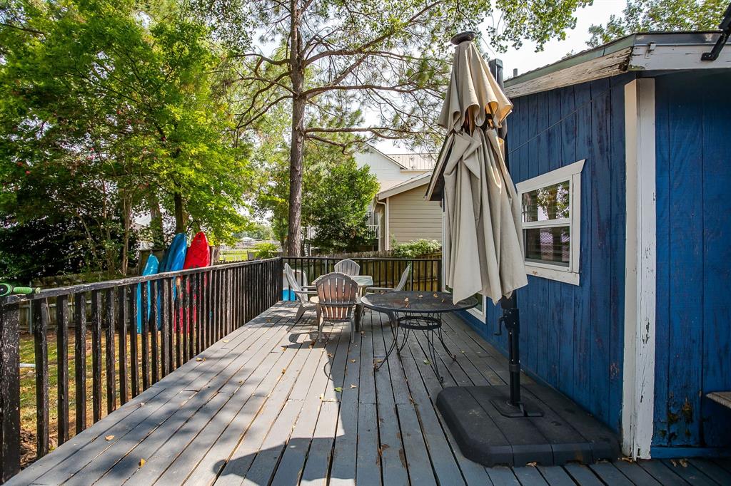 1130 W Lake Drive Property Photo 6
