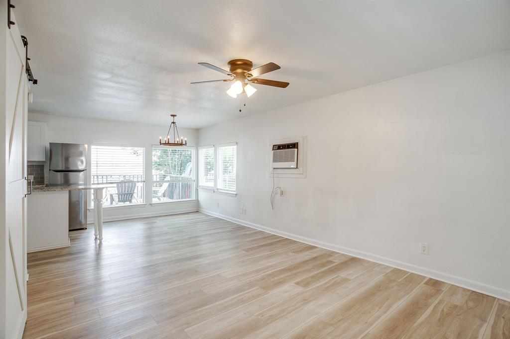 1130 W Lake Drive Property Photo 13