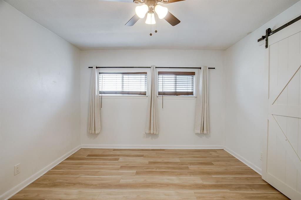 1130 W Lake Drive Property Photo 16
